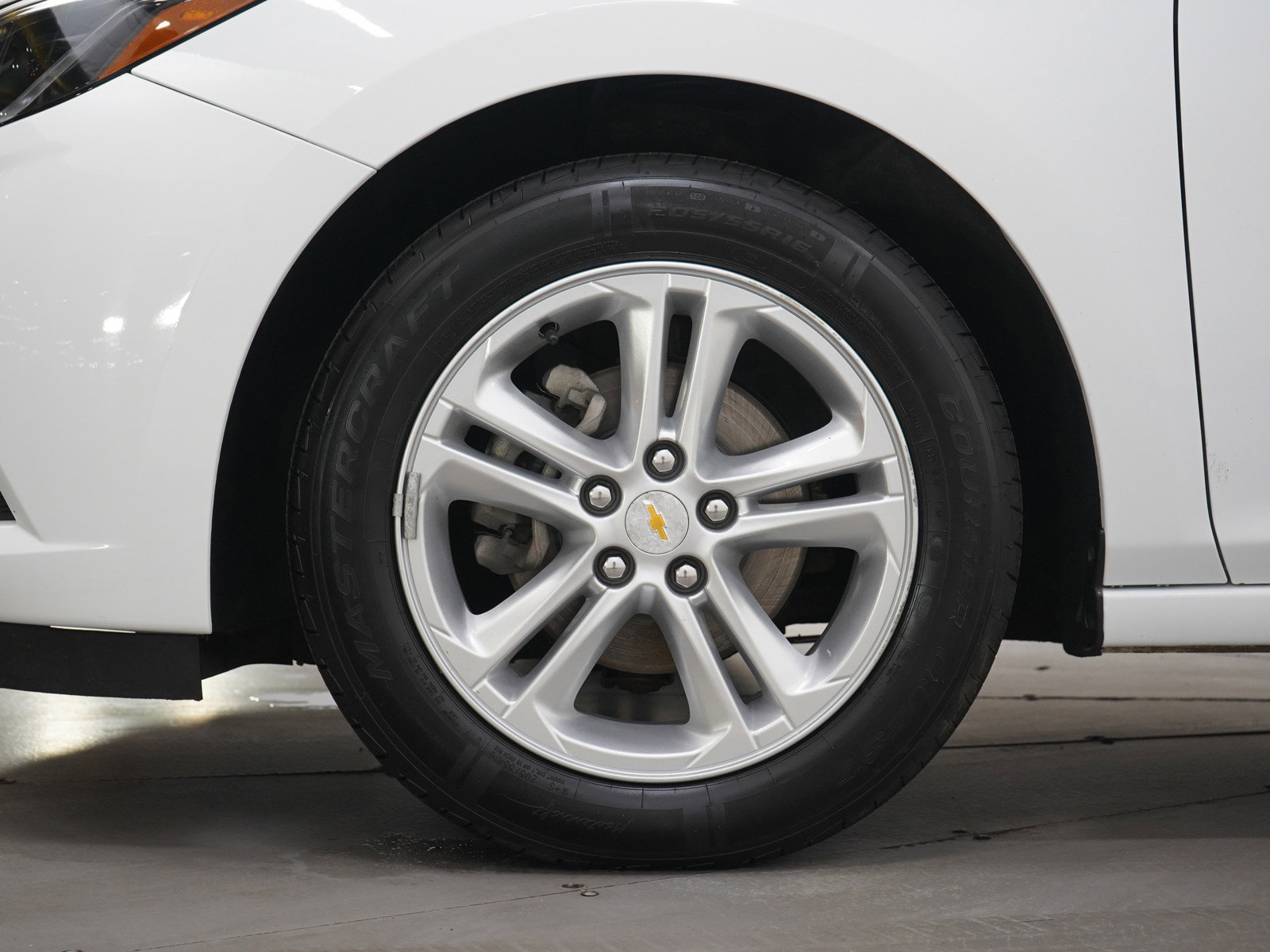 Used 2017 Chevrolet Cruze LT w/ Convenience Package FWD image 27