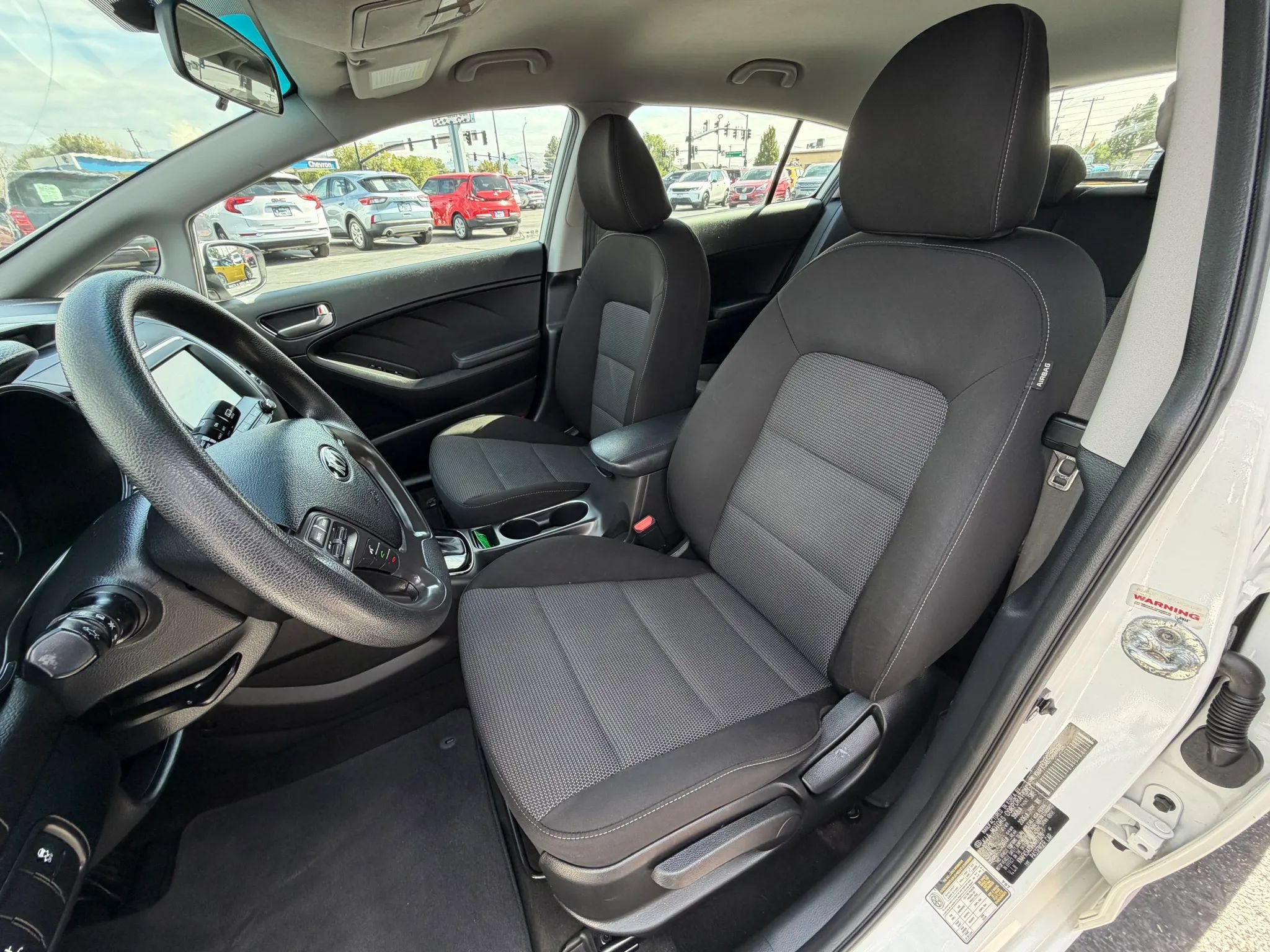Used 2017 Kia Forte LX w/ LX Popular Plus Package FWD image 10