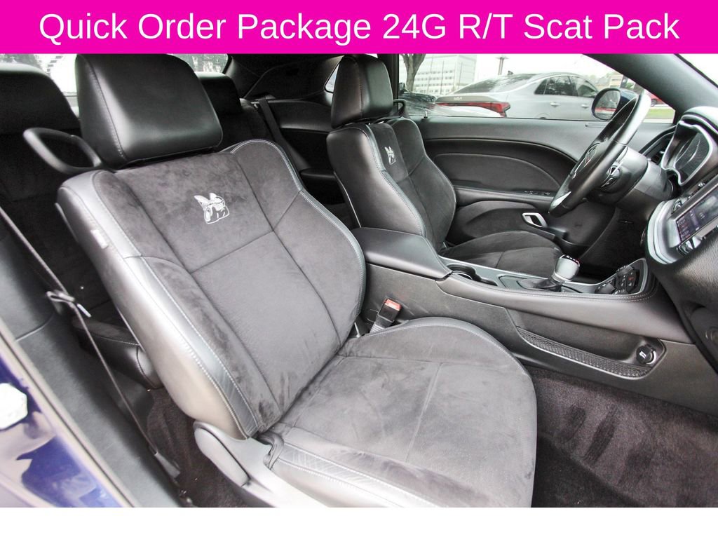 Used 2017 Dodge Challenger R/T Scat Pack w/ Dynamics Package RWD image 12