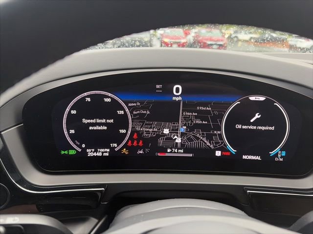 Used 2024 Porsche Cayenne AWD/4WD image 13