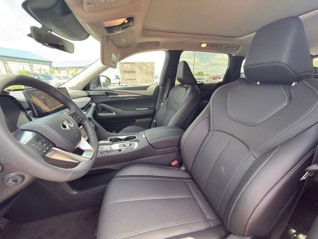 New 2027 INFINITI QX60 Luxe w/ Family Package AWD/4WD image 10
