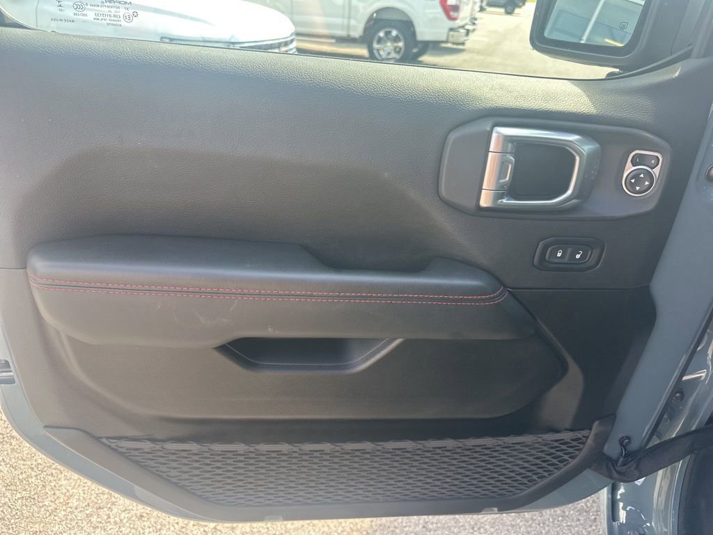 Used 2024 Jeep Wrangler Unlimited Rubicon image 10