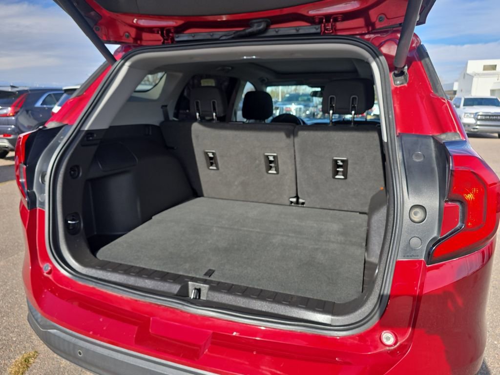 Used 2018 GMC Terrain SLE w/ Driver Convenience Package image 17