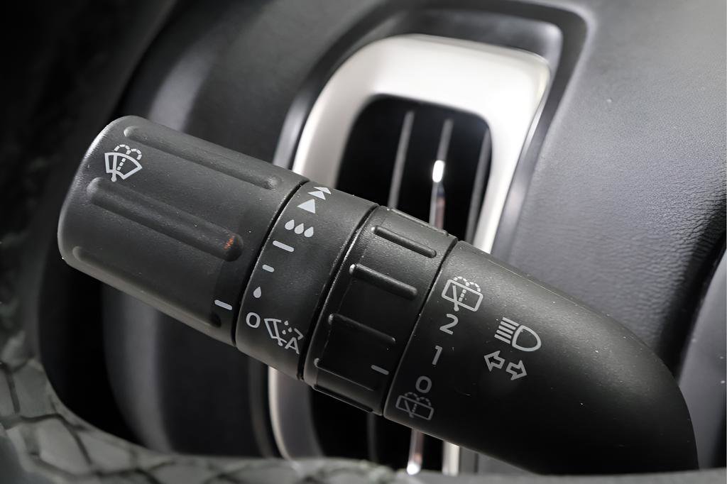 Used 2025 Ford Expedition Active AWD/4WD image 19