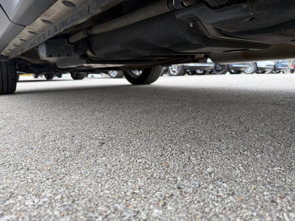 Used 2017 Toyota RAV4 Limited image 27