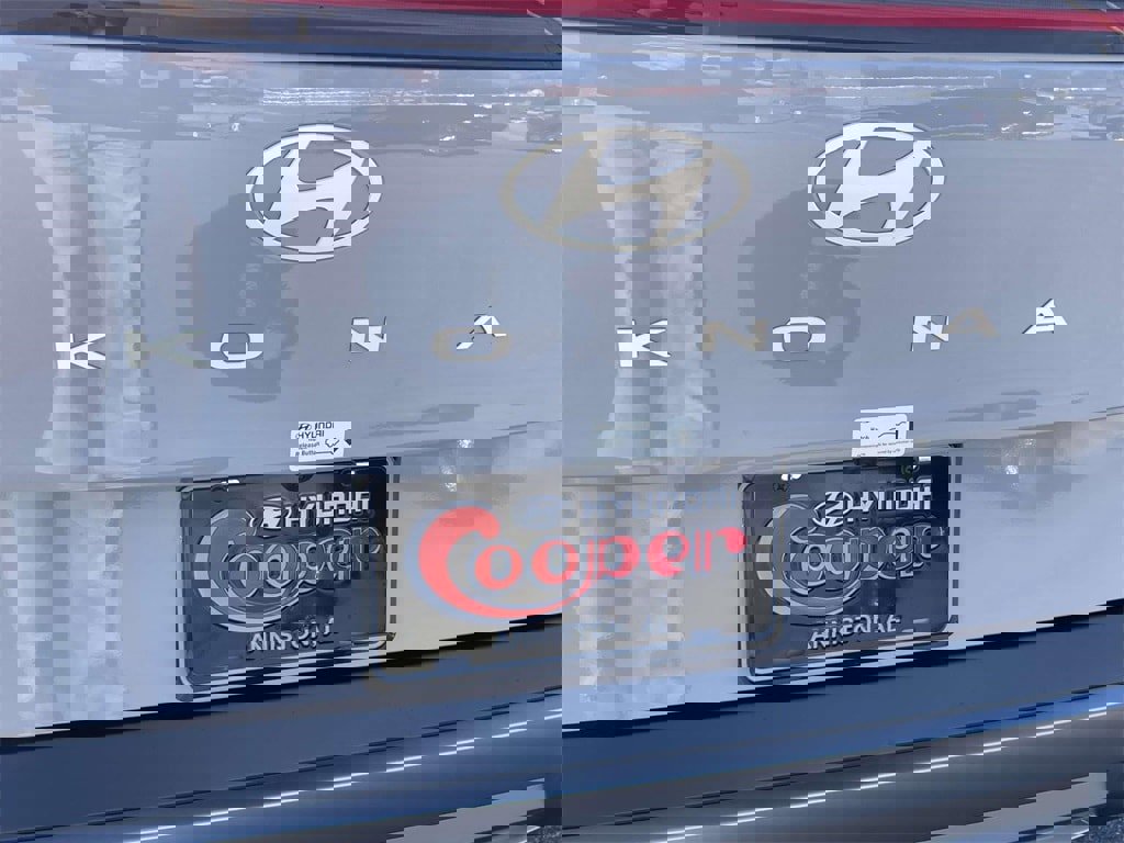 New 2026 Hyundai Kona SEL Premium image 7