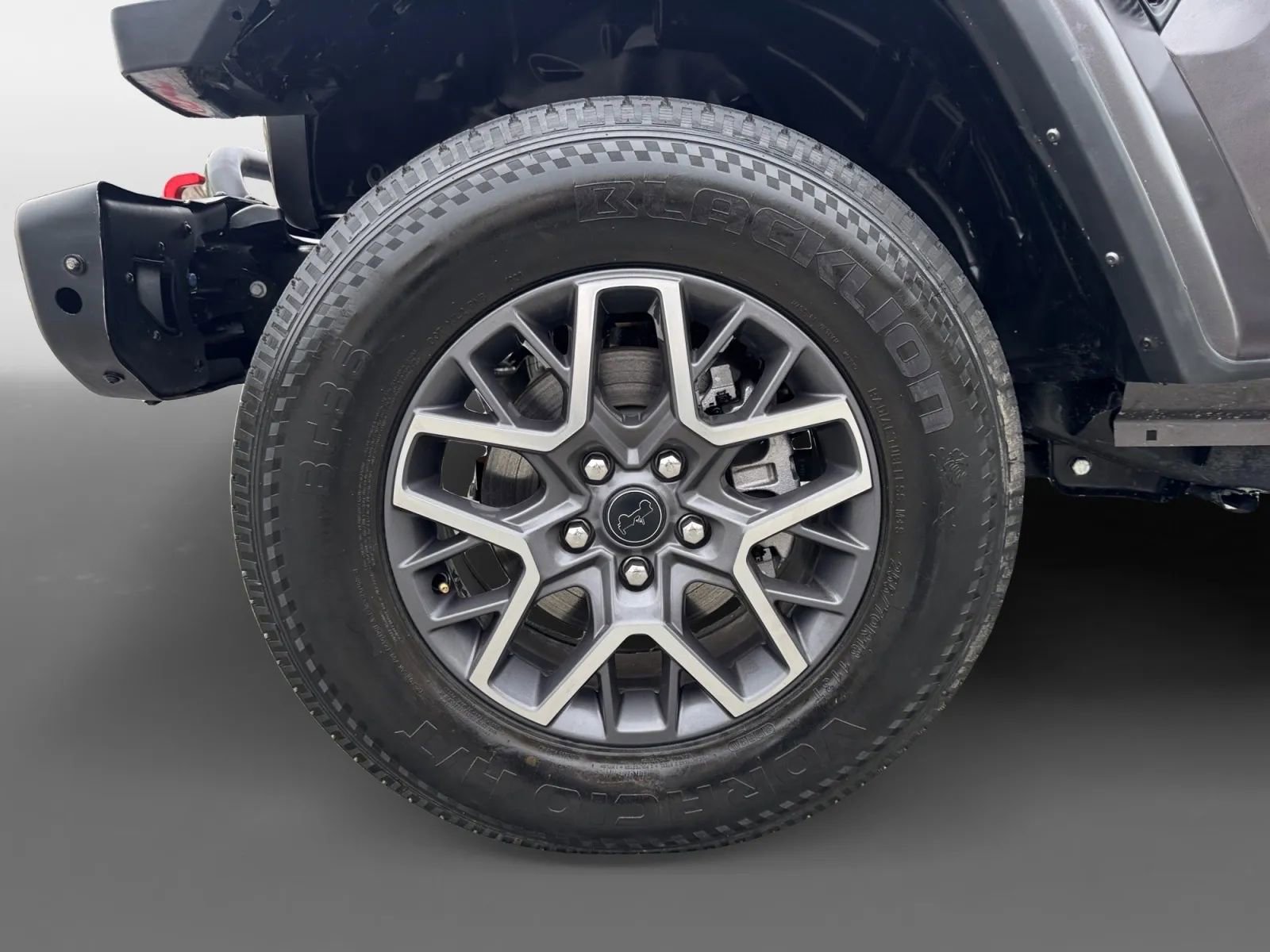 Used 2025 Jeep Wrangler Unlimited Sahara image 26