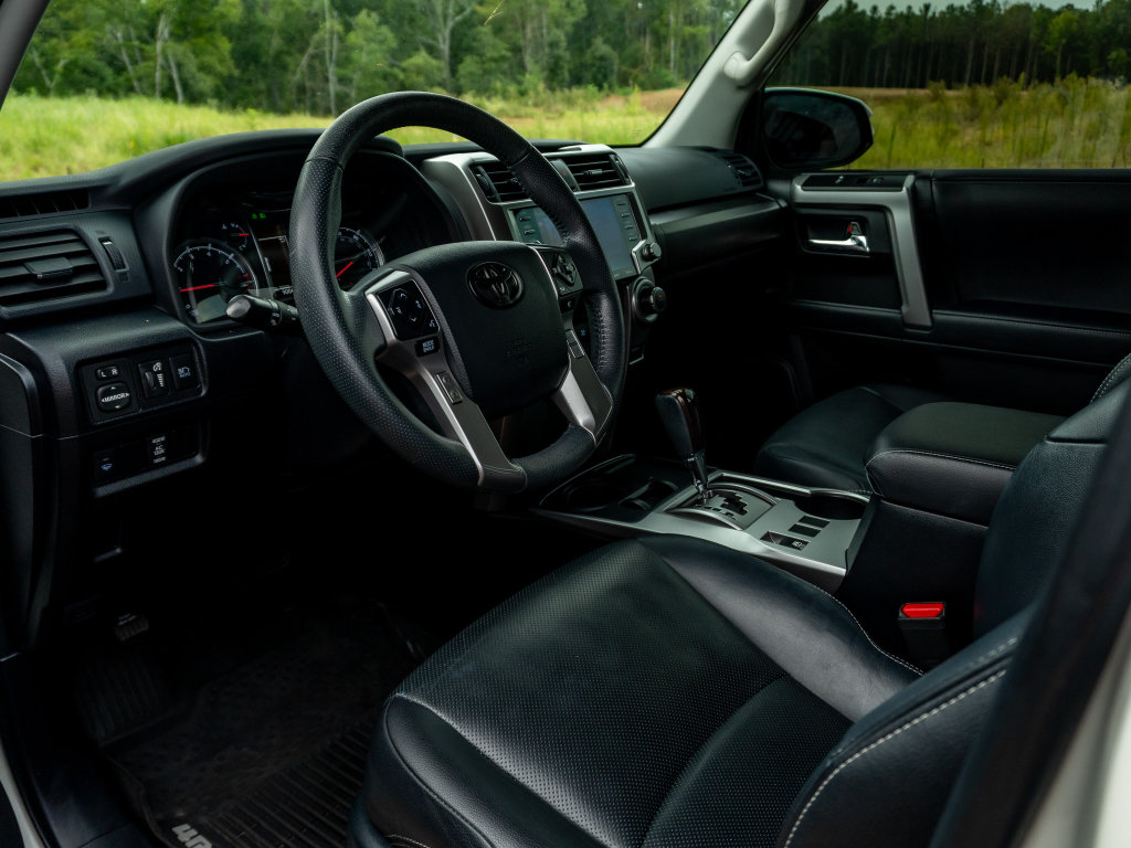 Used 2020 Toyota 4Runner Limited RWD image 11