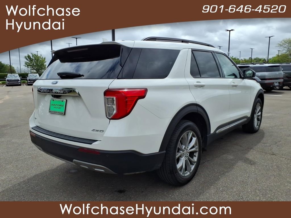 Used 2022 Ford Explorer XLT w/ Equipment Group 202A image 5