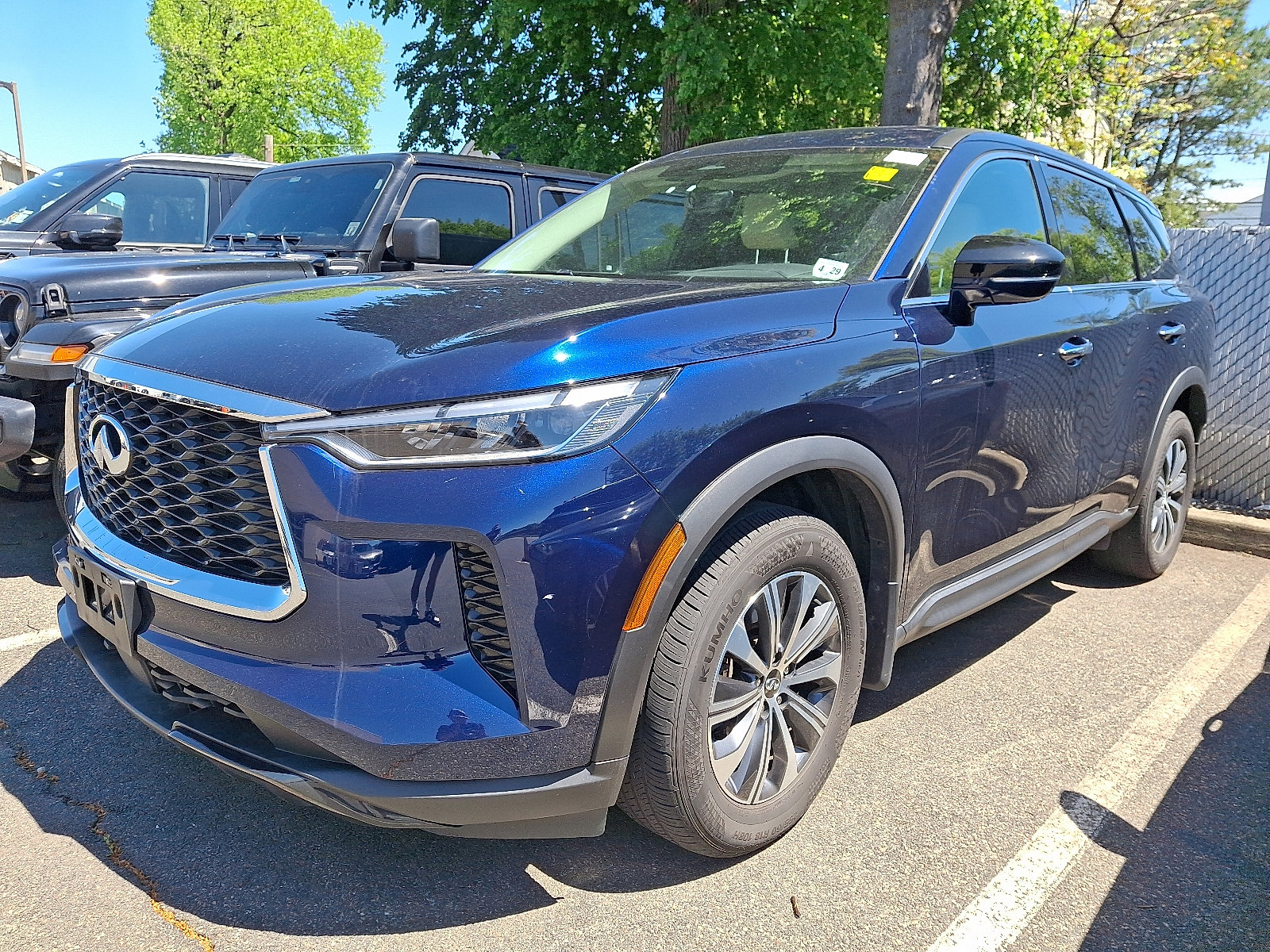 Used 2024 INFINITI QX60 Pure AWD/4WD image 1