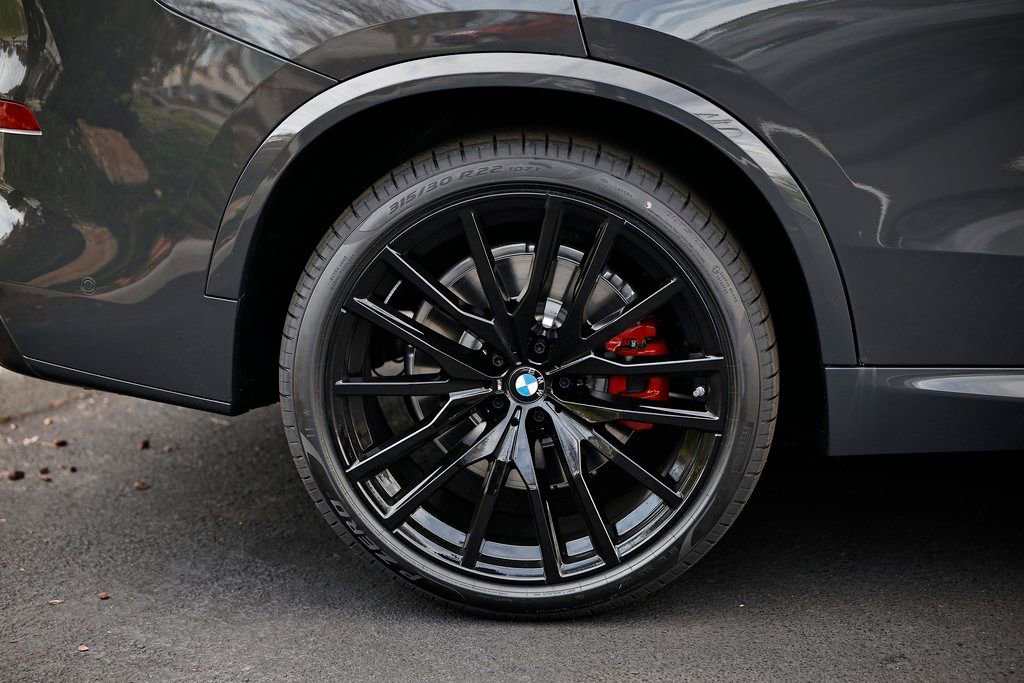 New 2026 BMW X5 M60i w/ Climate Comfort Package image 6