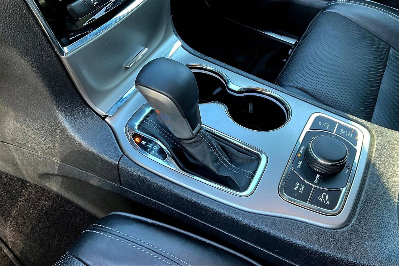 Used 2019 Jeep Grand Cherokee Overland image 30