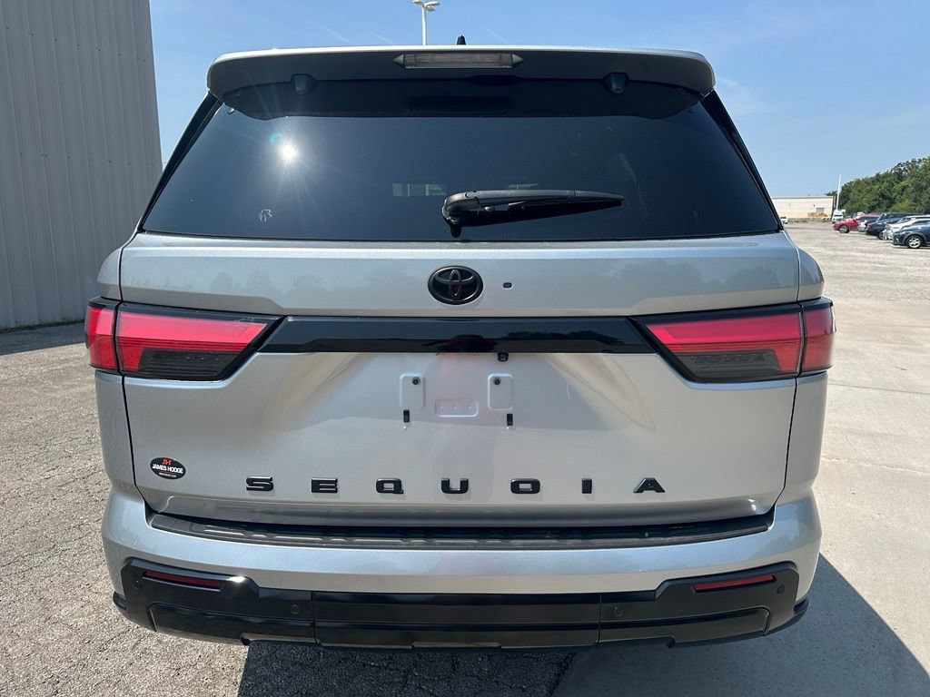 Used 2024 Toyota Sequoia Platinum AWD/4WD image 6