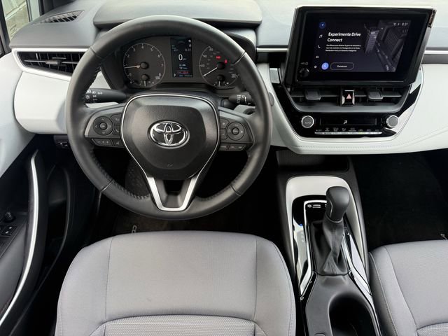 Used 2025 Toyota Corolla SE image 12