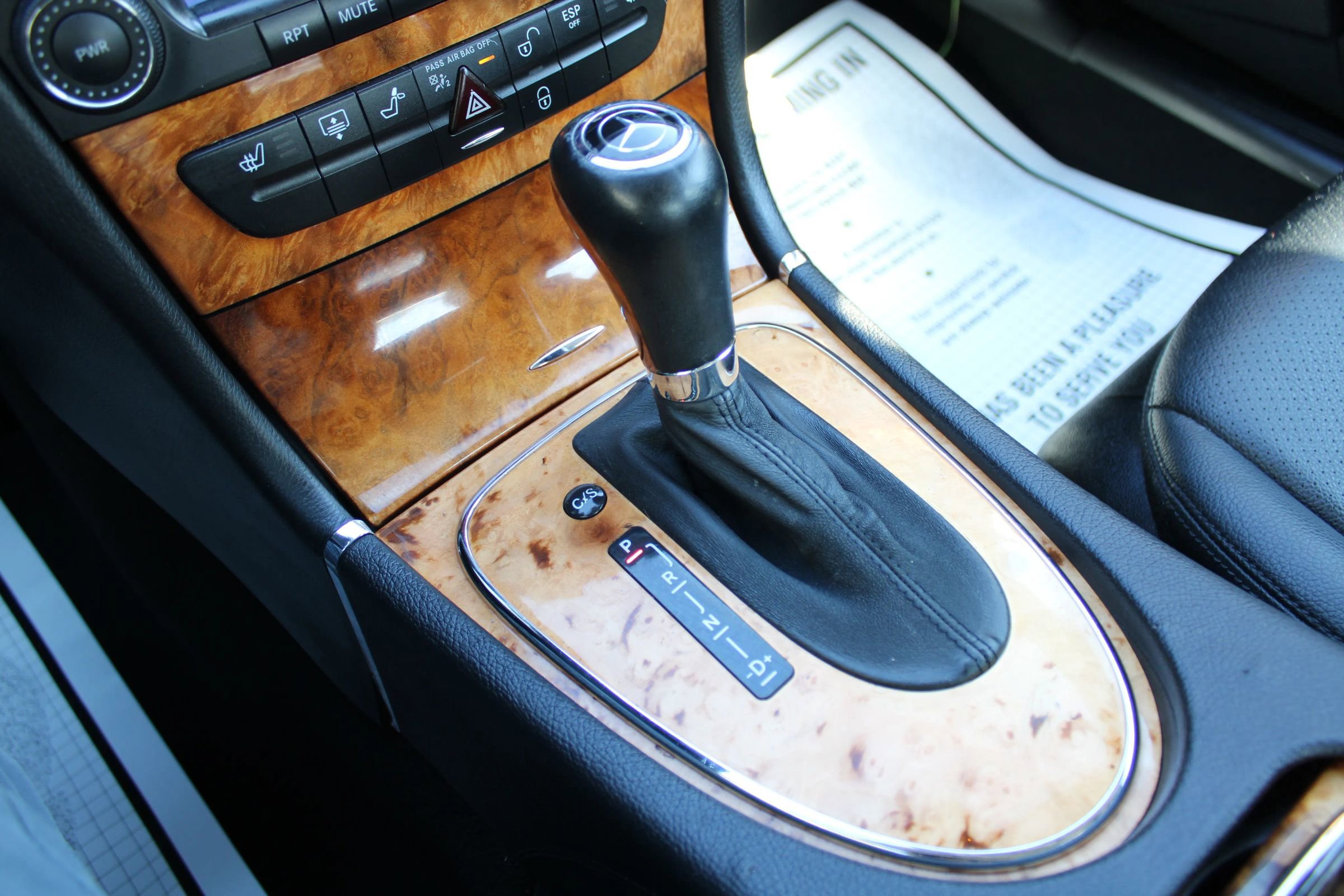 Used 2008 Mercedes-Benz E 350 4MATIC Sedan image 13