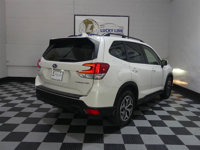 Used 2021 Subaru Forester Premium w/ Popular Package #1 AWD/4WD image 10