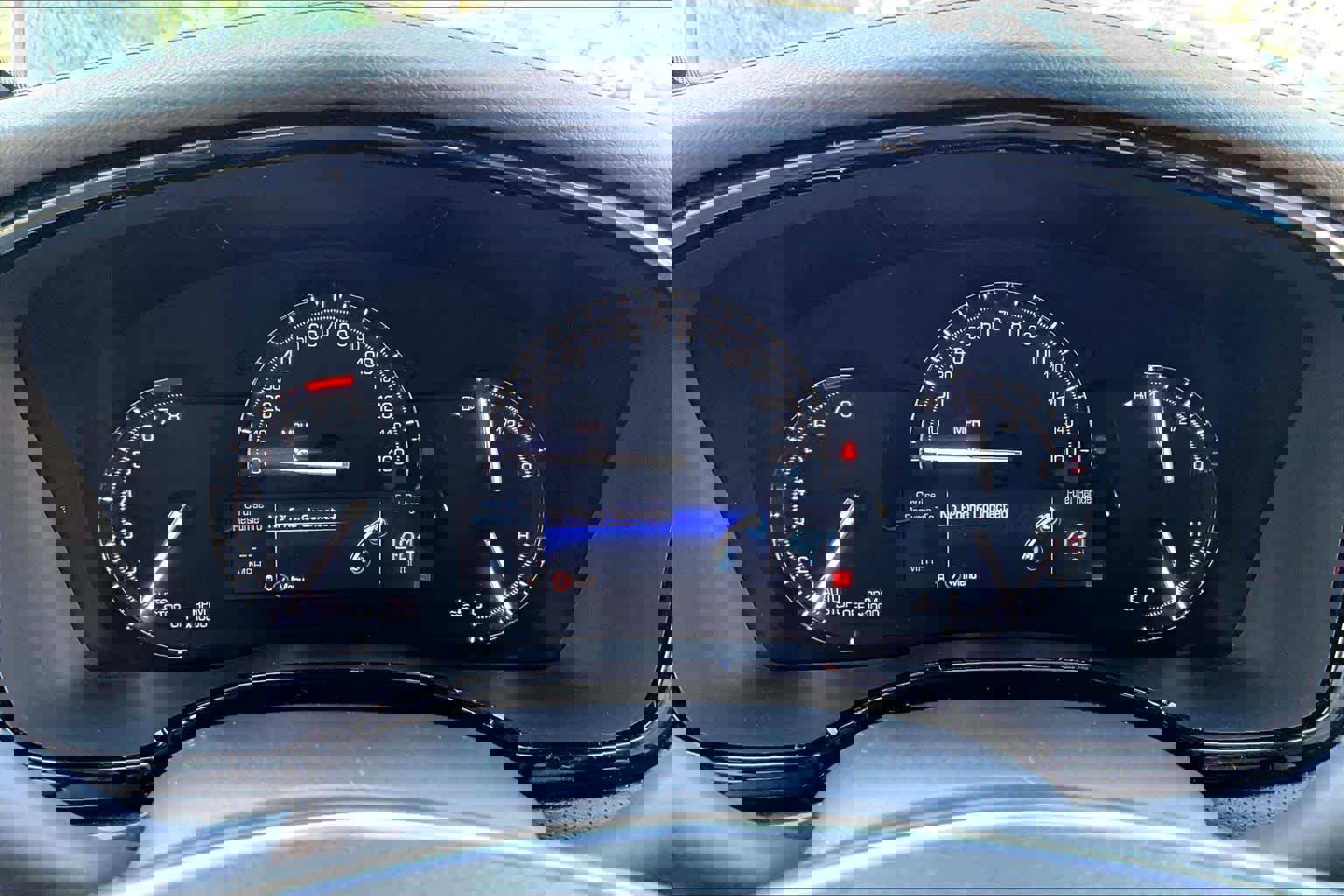 Used 2018 Cadillac XT5 FWD image 25