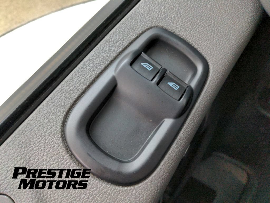 Used 2022 Ford Transit 250 Low Roof w/ Exterior Upgrade Package RWD image 24