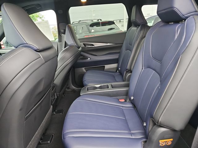New 2027 INFINITI QX60 Sport w/ Dark Cargo Package AWD/4WD image 17