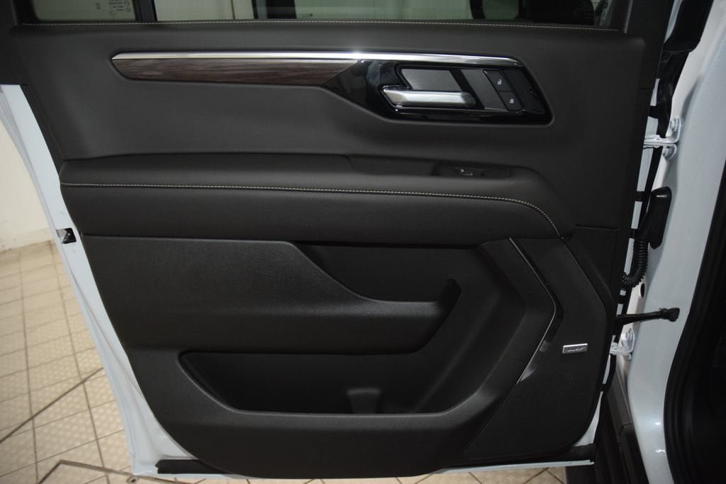 New 2026 Chevrolet Suburban Premier AWD/4WD image 47