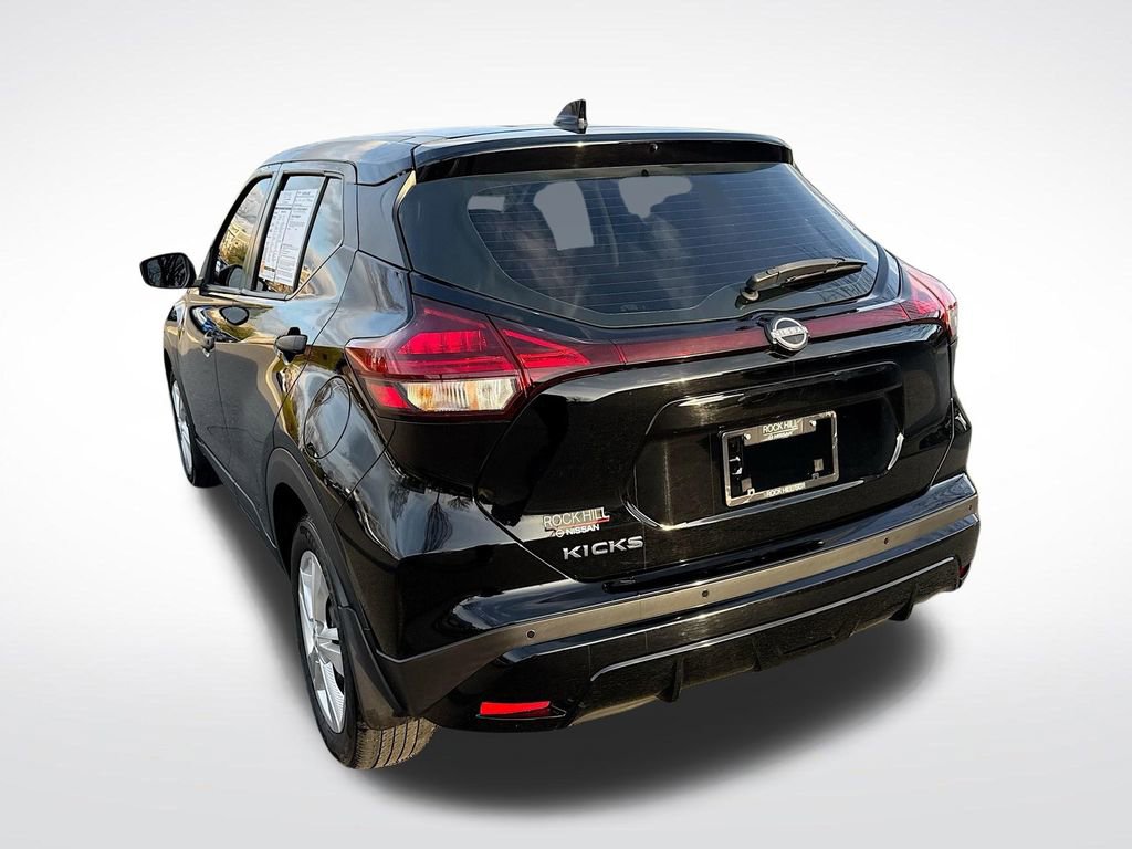 Used 2023 Nissan Kicks S image 5