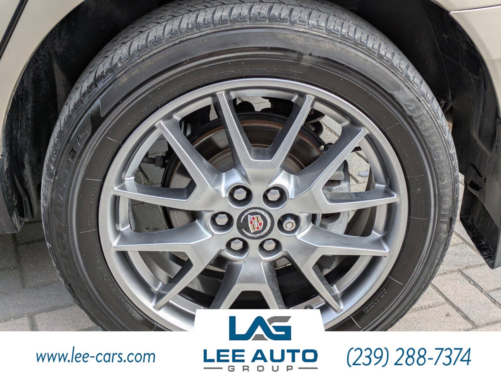 Used 2016 Cadillac SRX Performance w/ Driver Awareness Package image 9