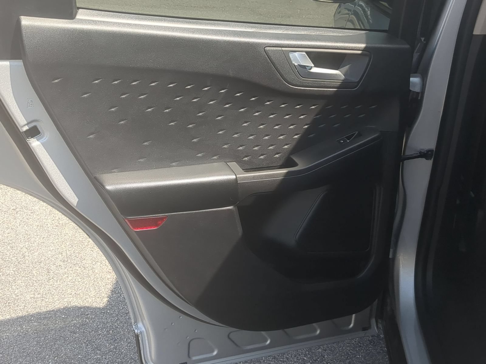 Used 2020 Ford Escape SEL FWD image 23