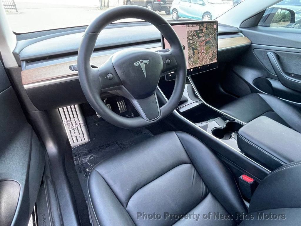 Used 2020 Tesla Model 3 Standard Range Plus RWD image 13