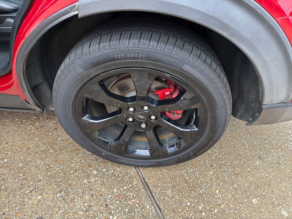 Used 2020 Ford Explorer ST w/ ST Street Pack image 31