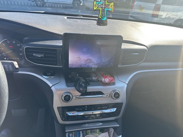 Used 2021 Ford Explorer XLT w/ Equipment Group 202A image 9