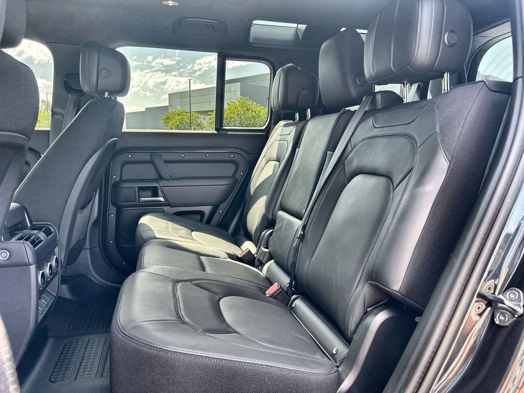 New 2026 Land Rover Defender 110 X AWD/4WD image 15