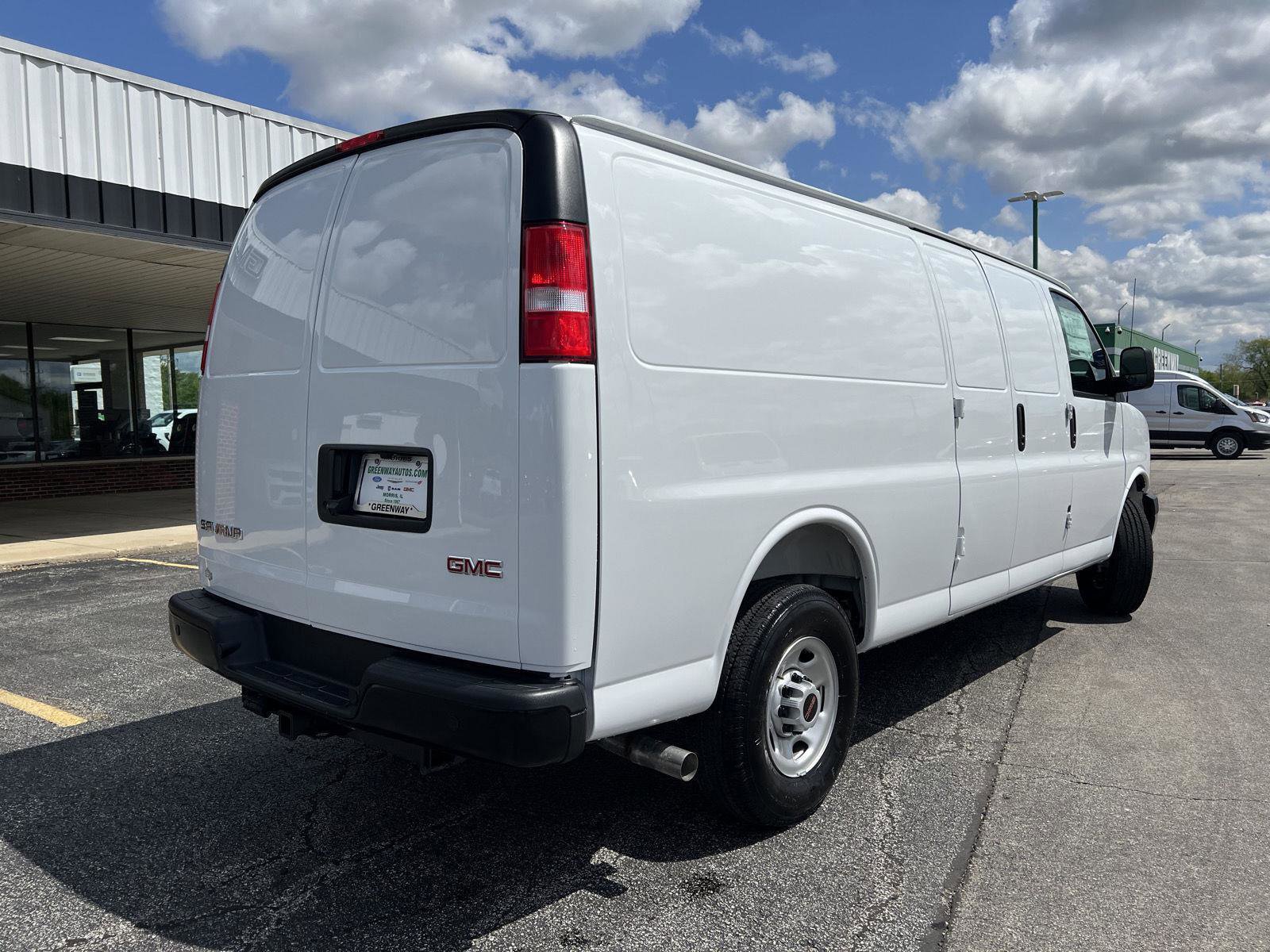 New 2026 GMC Savana 2500 Extended RWD image 4
