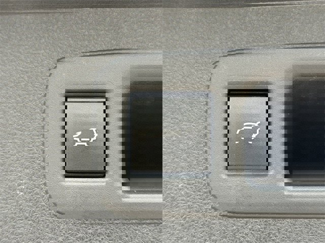 Used 2020 Toyota Highlander XLE image 33