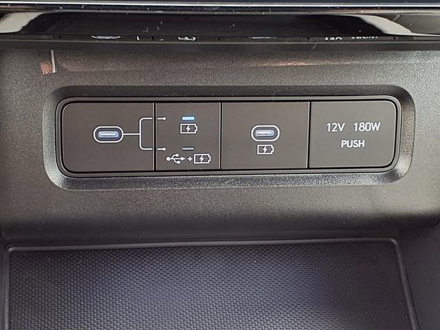 New 2026 Hyundai Tucson Limited image 13