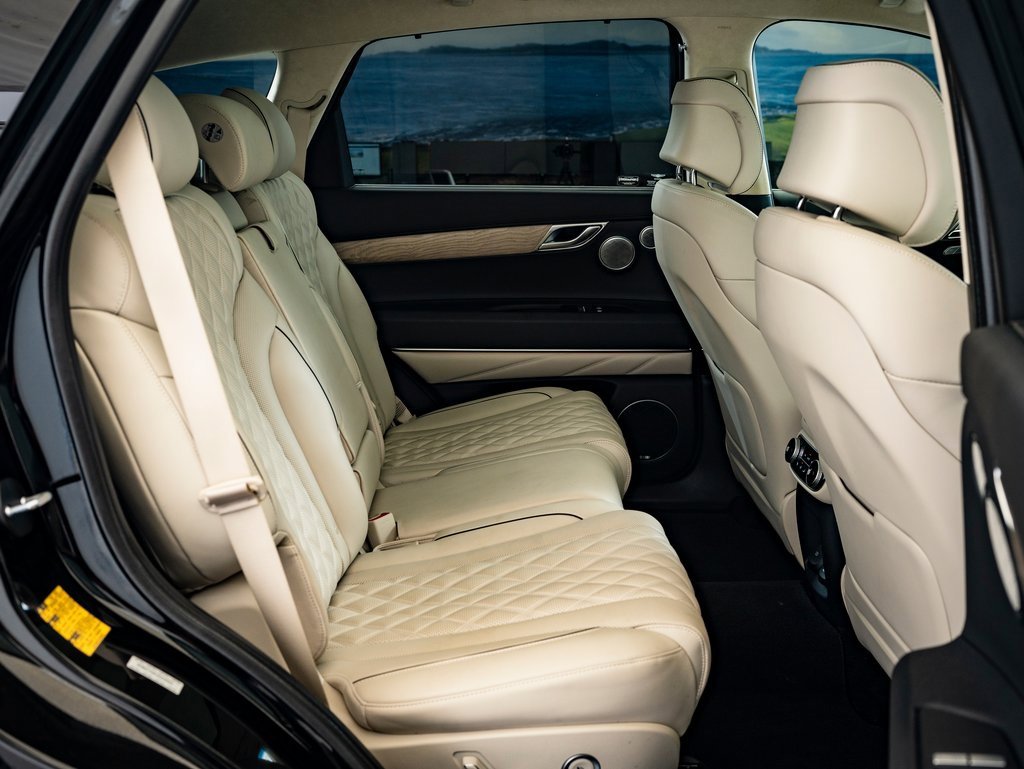 Used 2023 Genesis GV80 3.5T w/ Prestige Package image 36