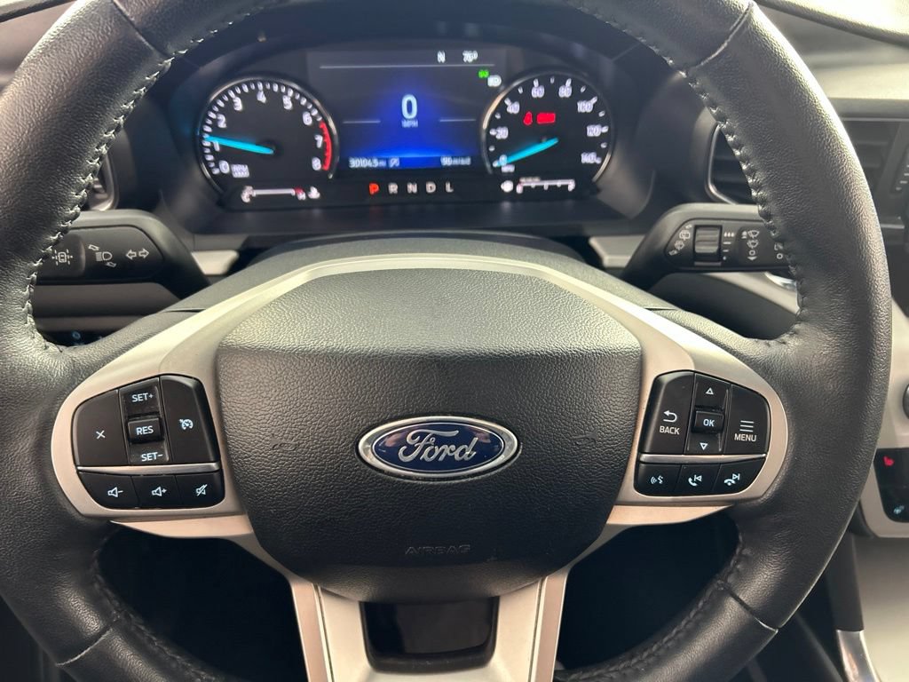 Used 2024 Ford Explorer XLT w/ Equipment Group 202A AWD/4WD image 11