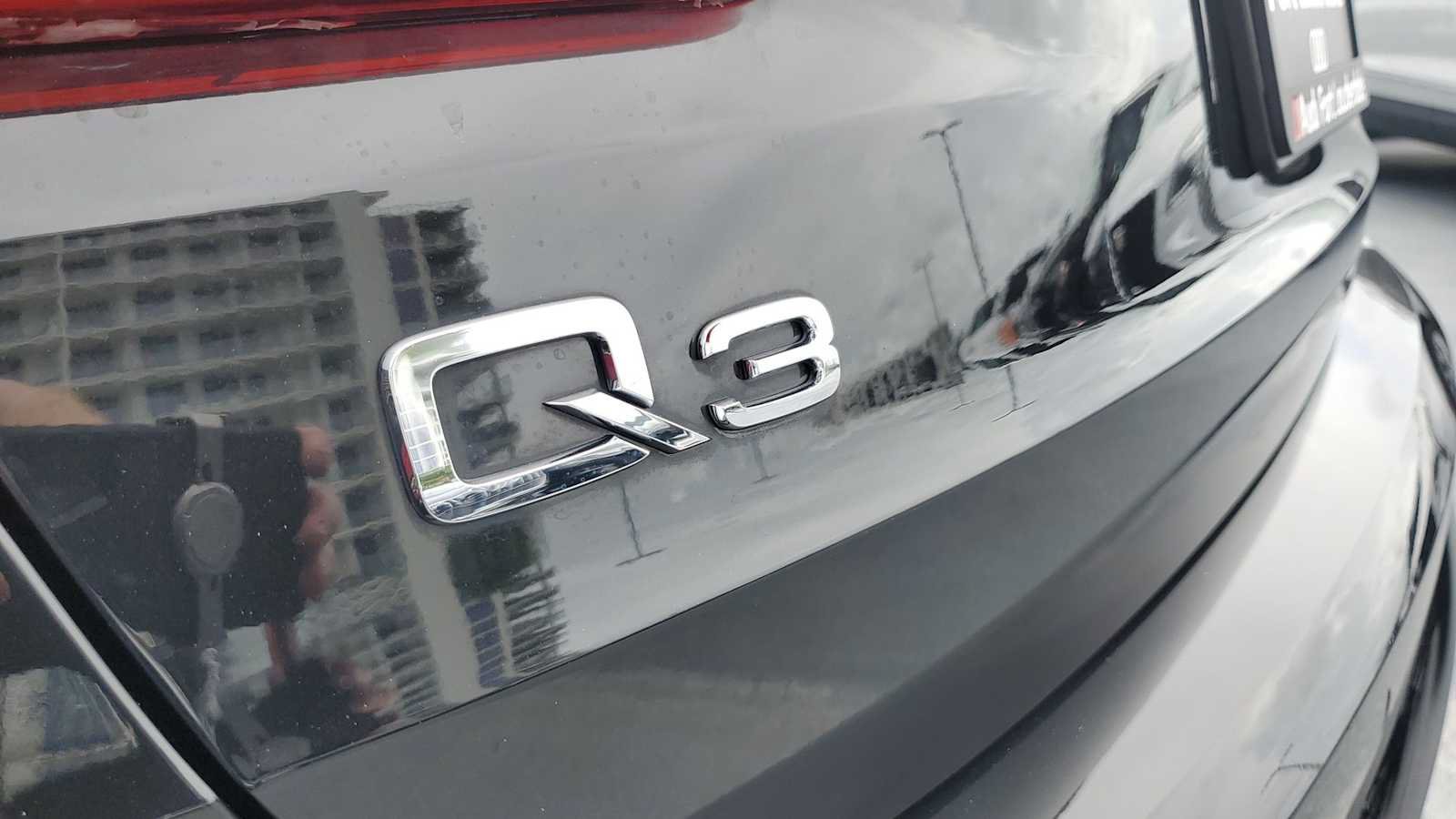 Certified 2022 Audi Q3 2.0T Premium w/ Convenience Package AWD/4WD image 12