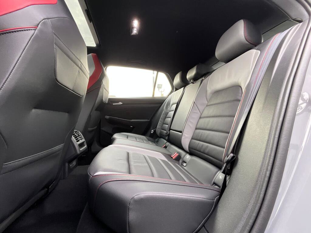 New 2026 Volkswagen GTI SE image 12