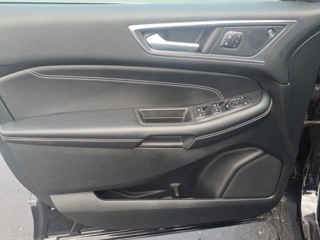 Certified 2024 Ford Edge Titanium w/ Equipment Group 301A AWD/4WD image 11