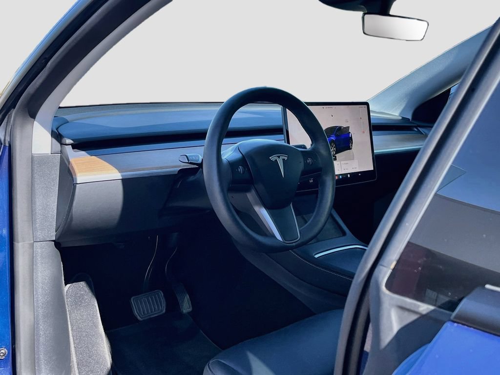 Used 2023 Tesla Model Y Long Range AWD/4WD image 9
