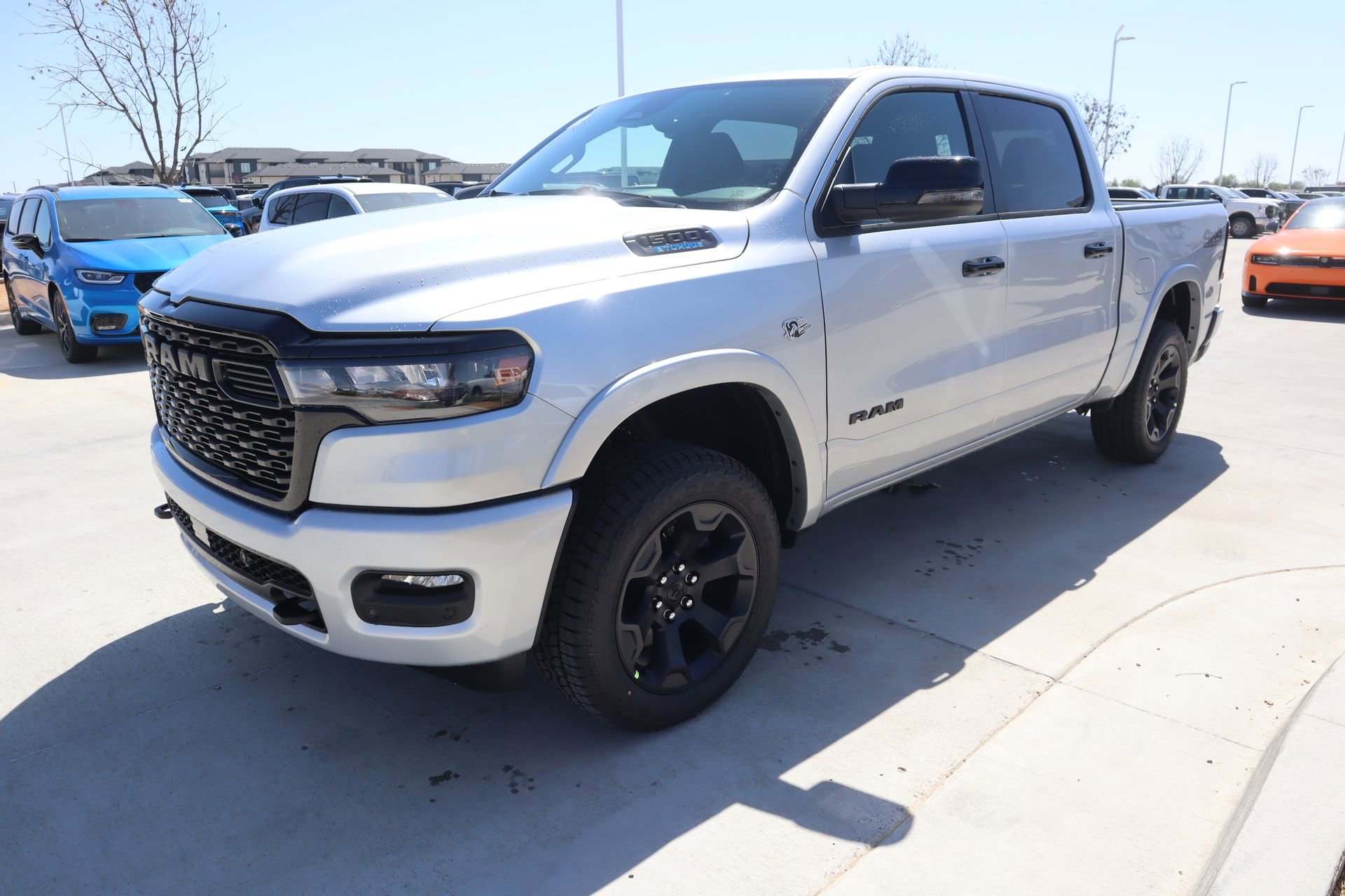 New 2026 RAM 1500 4x4 Crew Cab image 11