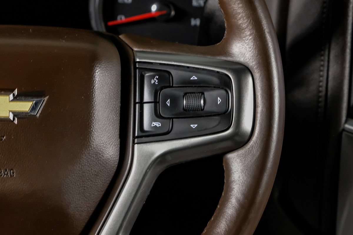 Used 2022 Chevrolet Silverado 3500 LTZ w/ LTZ Plus Package AWD/4WD image 19