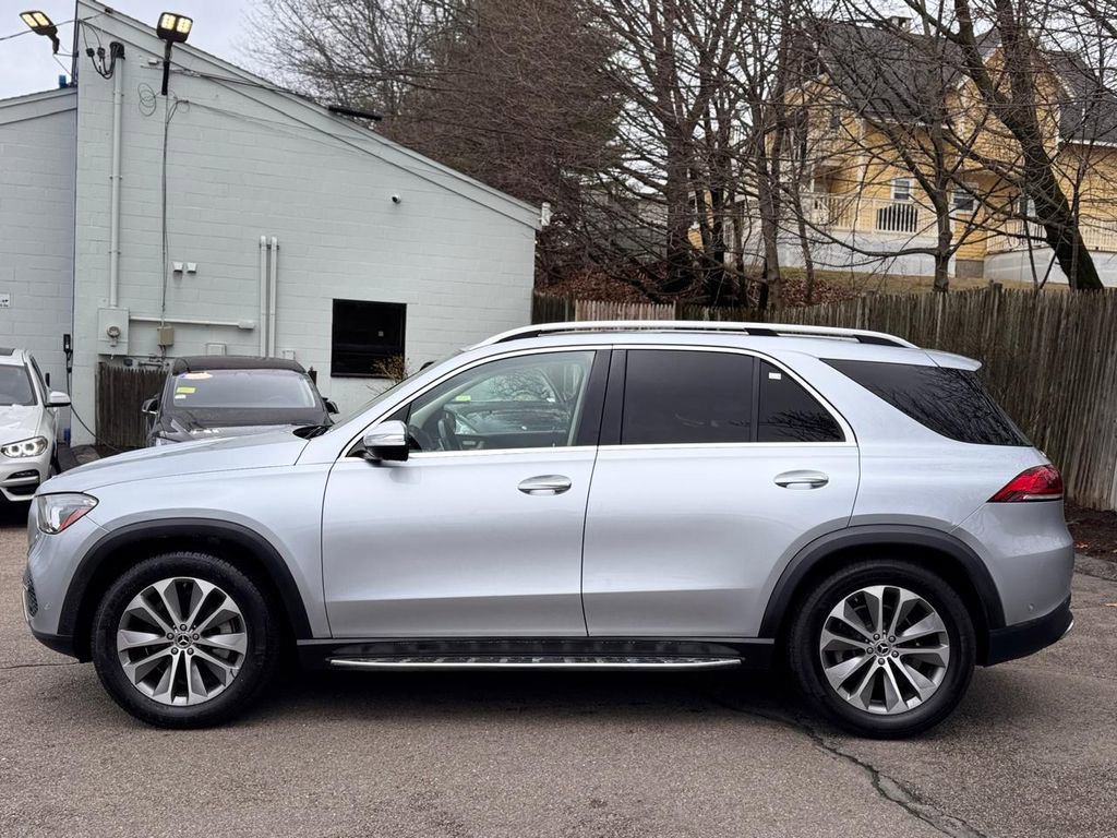 Used 2022 Mercedes-Benz GLE 350 4MATIC image 3