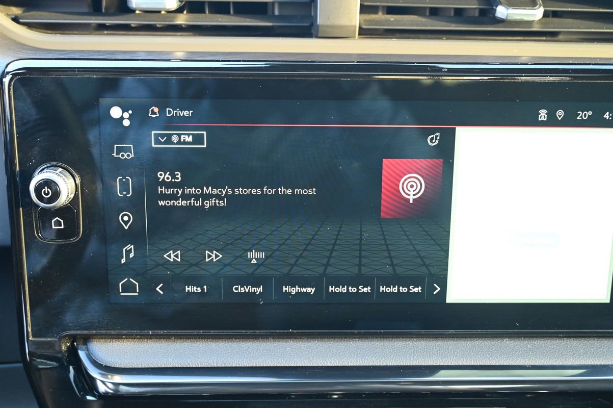 Used 2022 GMC Sierra 1500 AT4 w/ AT4 Premium Package image 28