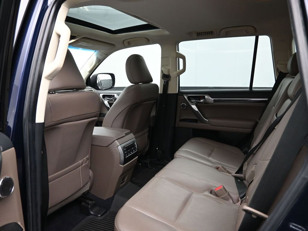 Used 2022 Lexus GX 460 Luxury image 27