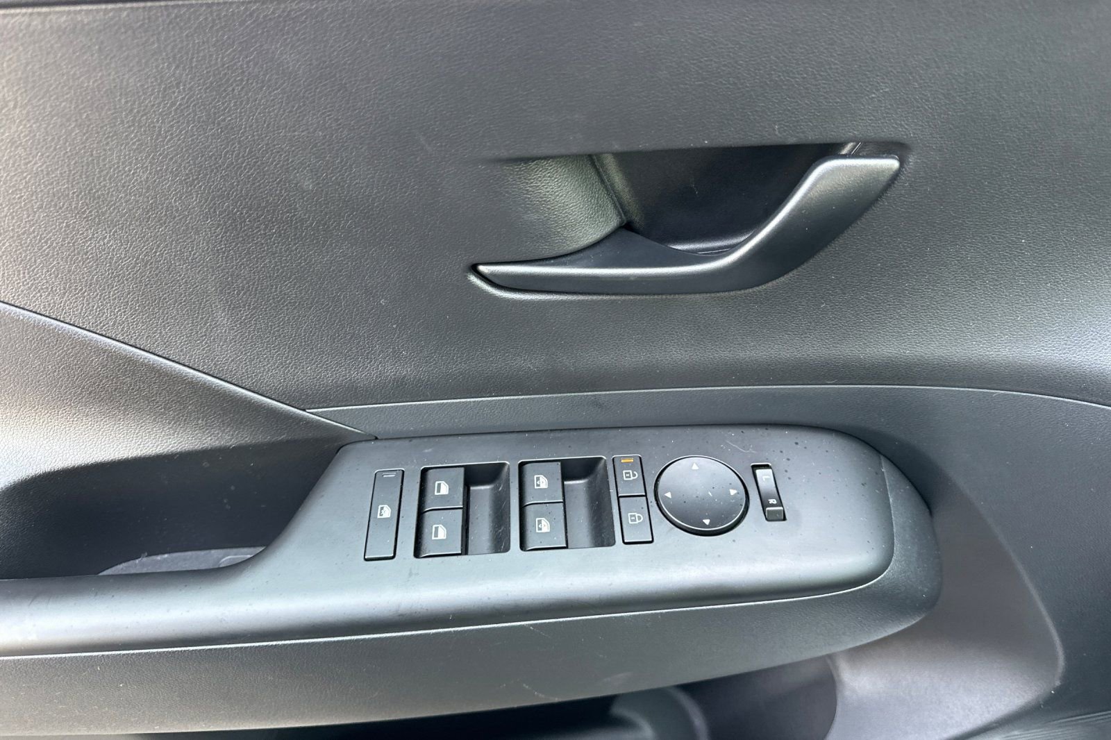 Used 2026 Hyundai Kona SEL Sport image 11