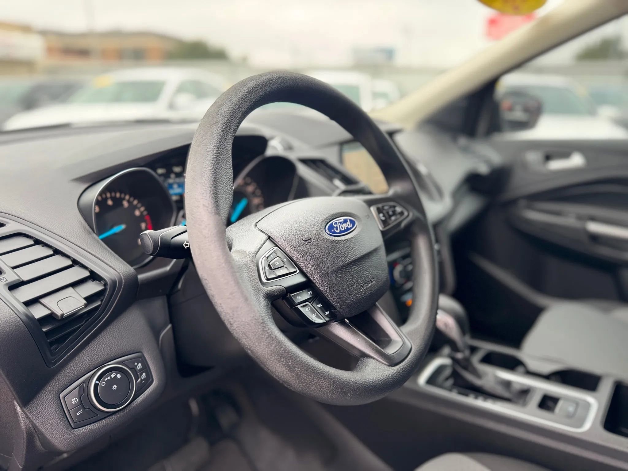 Used 2018 Ford Escape SE w/ SE Sync 3 Package image 15