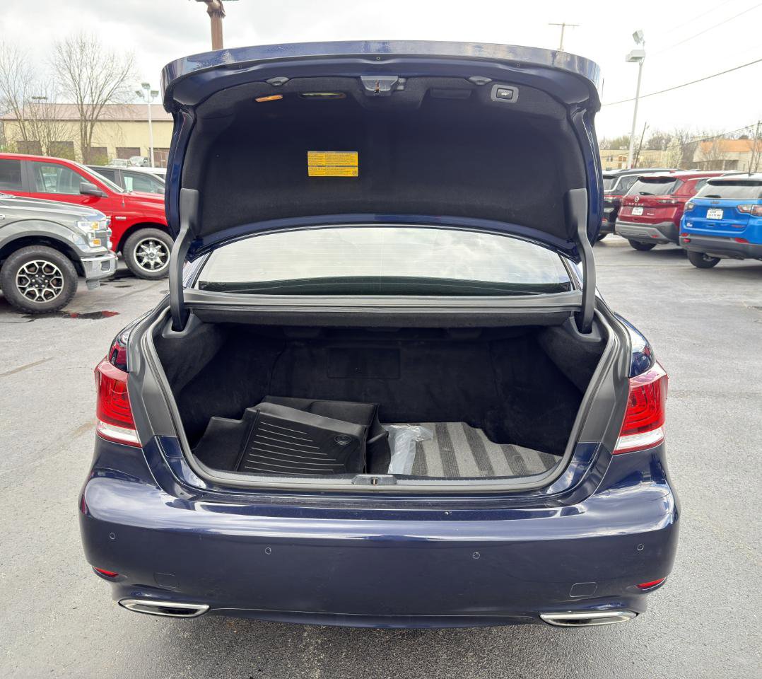 Used 2013 Lexus LS 460 L w/ Ultra Luxury Pkg image 56