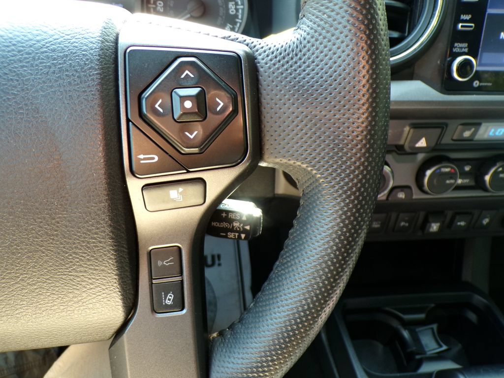 Used 2023 Toyota Tacoma TRD Sport w/ TRD Premium Sport Package AWD/4WD image 31