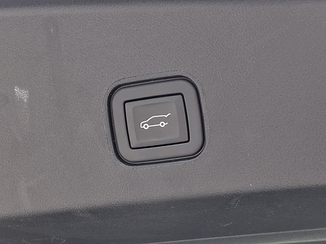 Used 2024 Cadillac Lyriq Luxury w/ LPO, Floor Liner Package AWD/4WD image 31